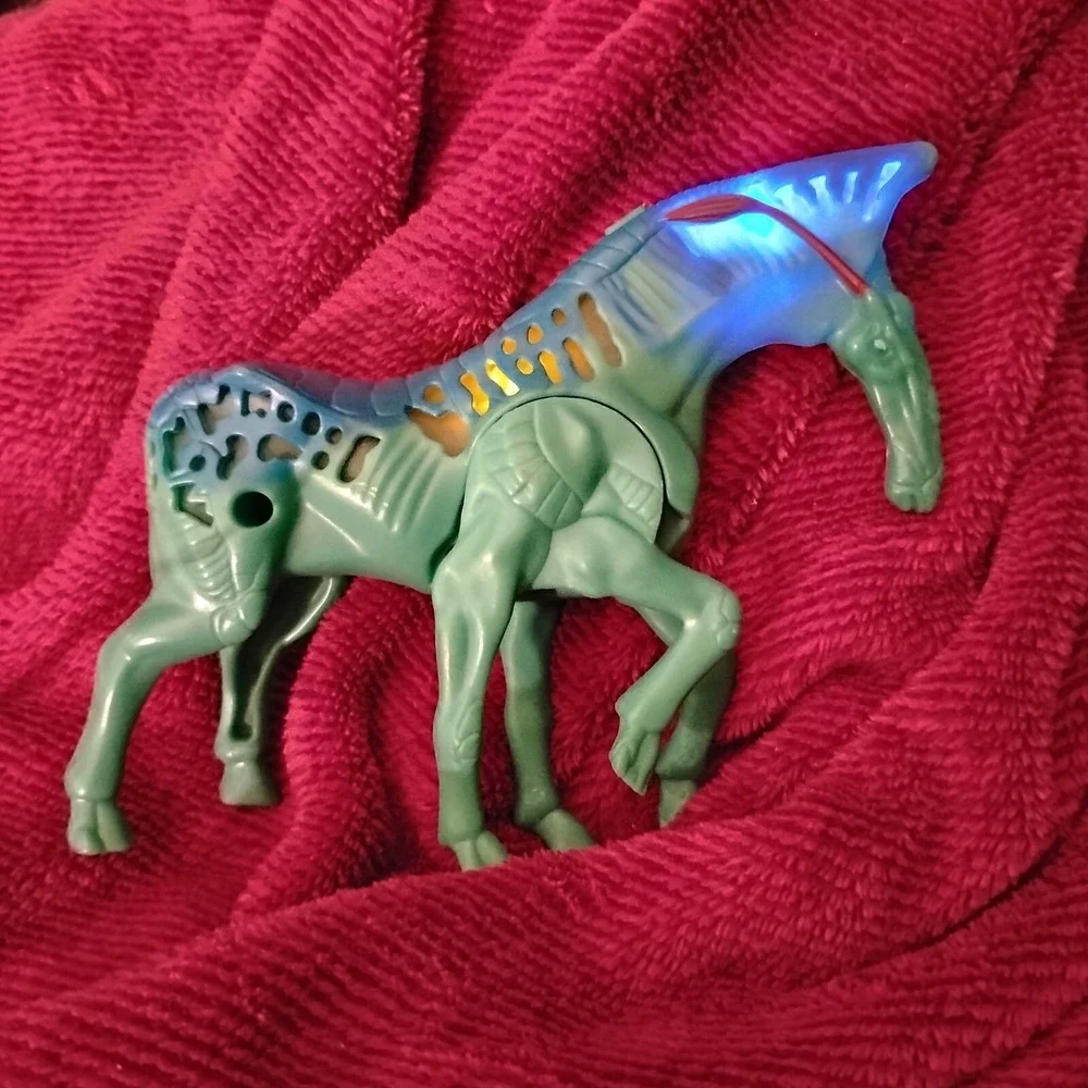 2009 Avatar Direhorse McDonald's Happy Meal‎ Toy Lights Up Turqoise Tested Works
